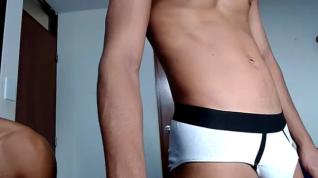 HOTLATINO2025 online show from 31, 3, 2026