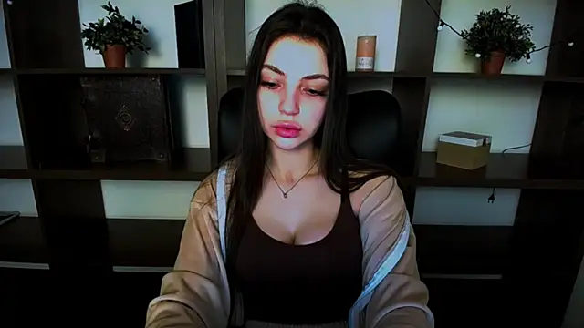 Lexi Jous online show from 8, 3, 2025