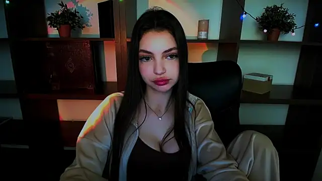 Lexi Jous online show from 8, 3, 2025