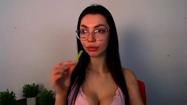 Lexi Jous online show from 6, 5, 2026