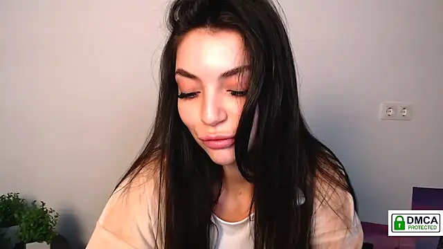 Lexi Jous online show from 6, 10, 2025