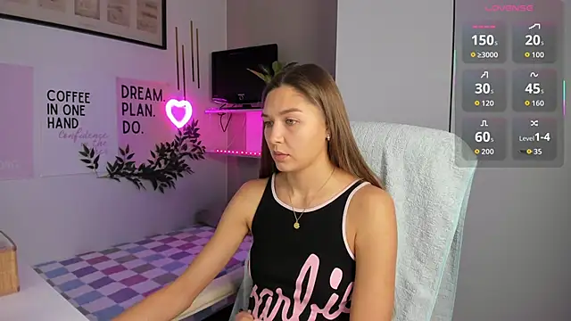 Snapshot of SofiaLolipop chatting on 28, 11, 2025 SofiaLolipop online show from 28, 11, 2025