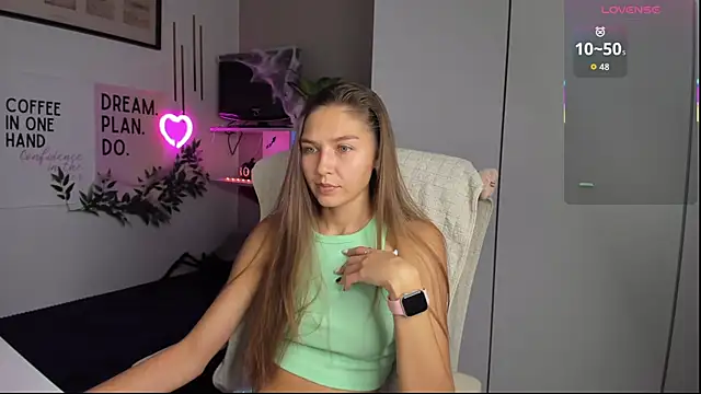 Snapshot of SofiaLolipop chatting on 7, 11, 2025 SofiaLolipop online show from 7, 11, 2025