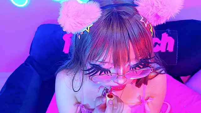 LaytonBox online show from 21, 3, 2025