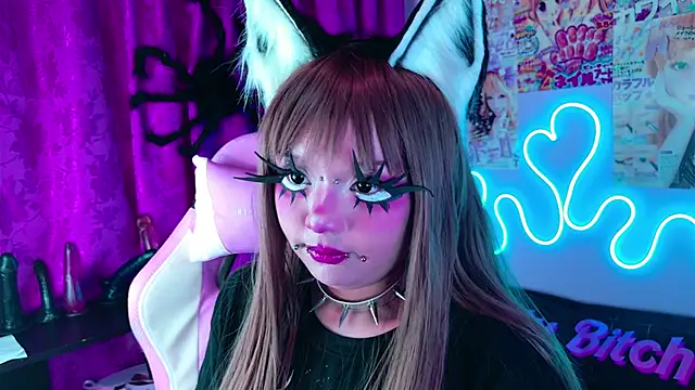 LaytonBox online show from 2, 3, 2025