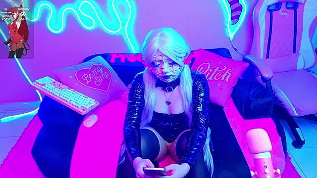 LaytonBox online show from 16, 3, 2025