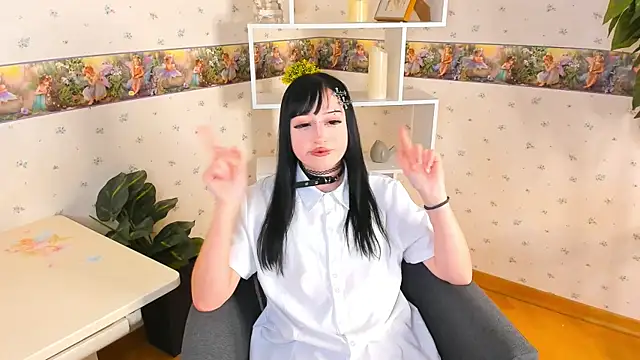 LorettaAngwin online show from 13, 1, 2025