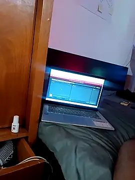 CrystalFox Ofc online show from 19, 10, 2025