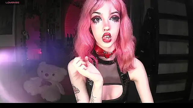 Ink  pleasure online show from 24, 9, 2025