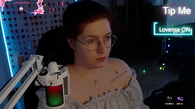 LesyaOxi online show from 4, 2, 2025