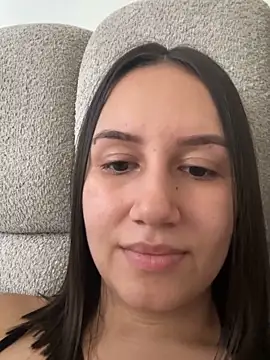 Jullya x online show from 13, 5, 2026