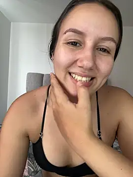Jullya x online show from 29, 4, 2026