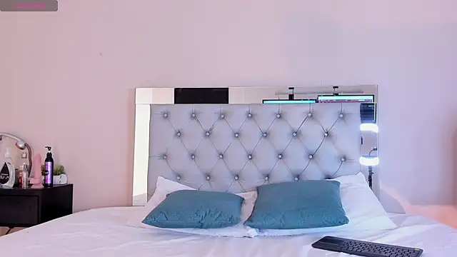 Jullya x online show from 26, 2, 2025