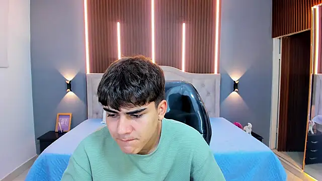 Tommy18   online show from 6, 11, 2025