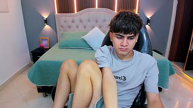 Tommy18   online show from 15, 4, 2026