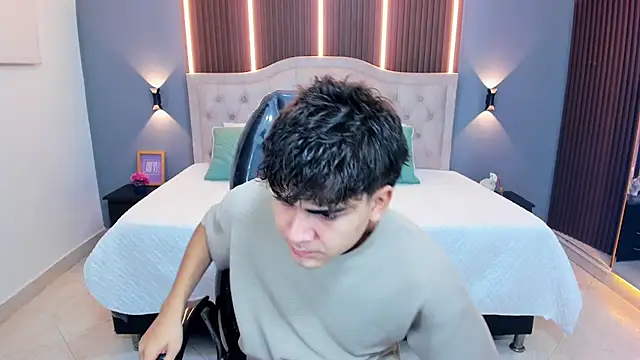 Tommy18   online show from 16, 4, 2026