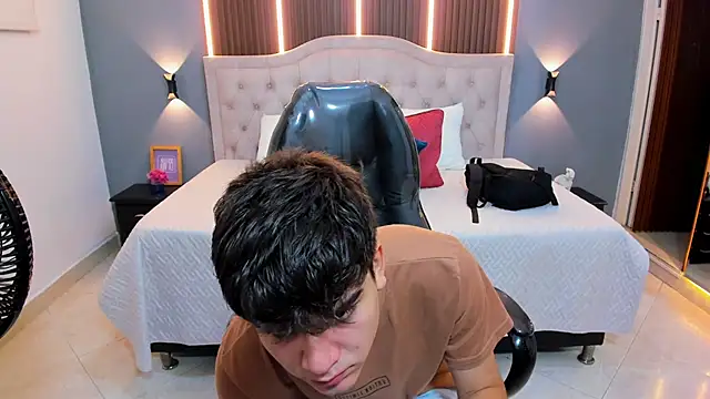 Tommy18   online show from 8, 3, 2026