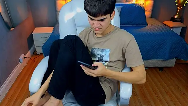 Tommy18   online show from 18, 3, 2025