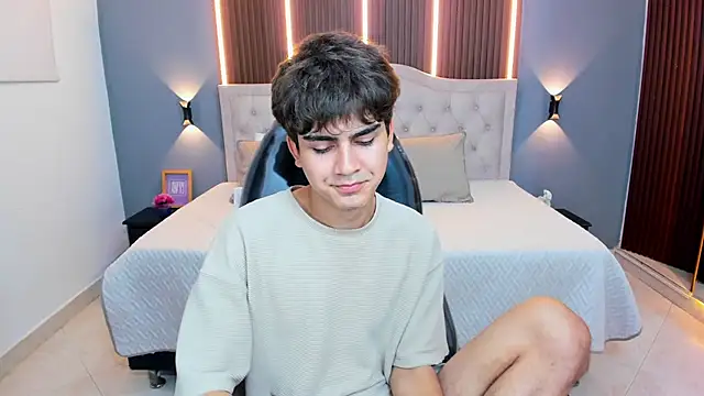 Snapshot of Tommy18__ chatting on 3, 2, 2026 Tommy18 online show from 3, 2, 2026