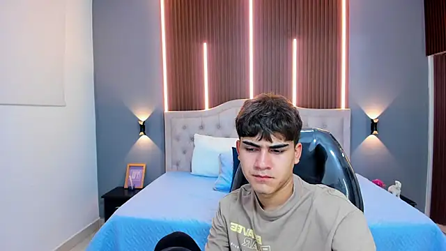 Tommy18   online show from 8, 11, 2025