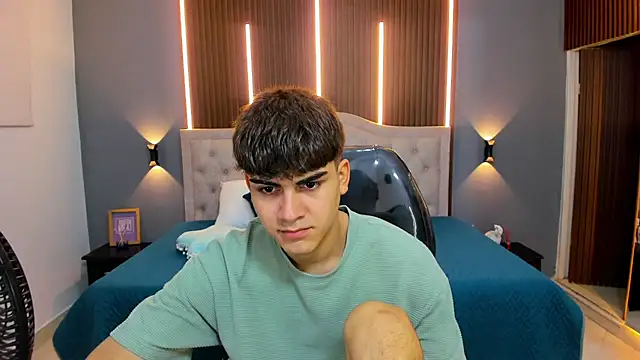 Tommy18   online show from 7, 10, 2025