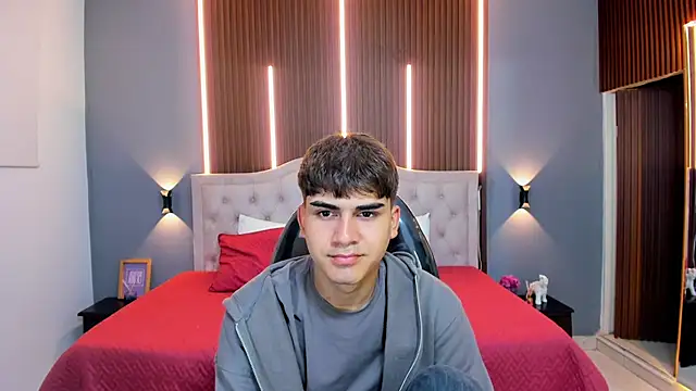 Tommy18   online show from 29, 10, 2025