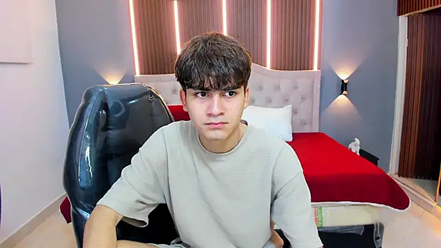 Tommy18   online show from 25, 9, 2025