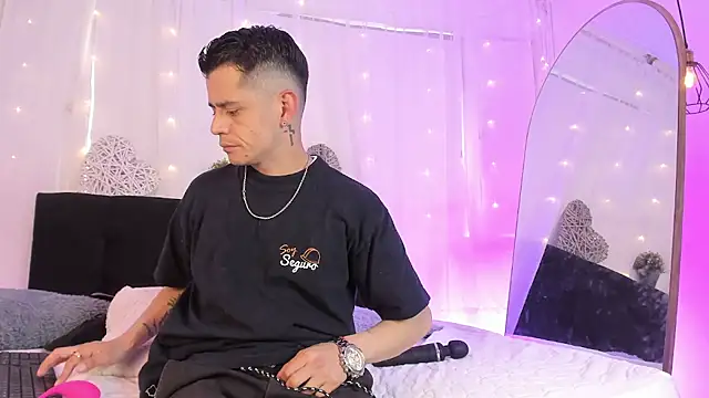 Bonny and carrot online show from 30, 10, 2025