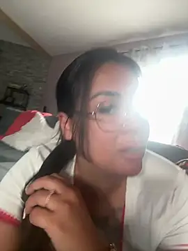 MelissathequeenOff online show from 2, 6, 2026