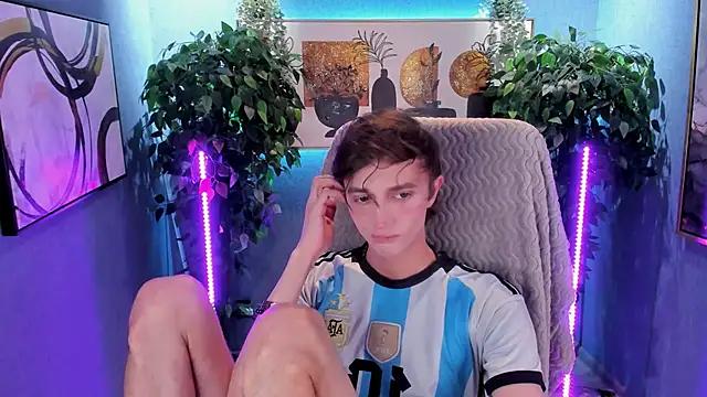 John Weasley online show from 28, 11, 2025