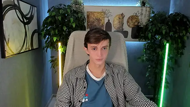 John Weasley online show from 5, 11, 2025