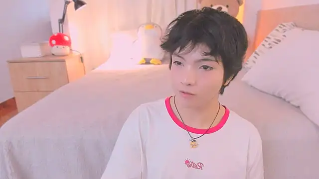 Snapshot of AllanYong18 chatting on 19, 2, 2026 AllanYong18 online show from 19, 2, 2026