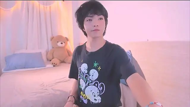 AllanYong18 online show from 16, 12, 2025