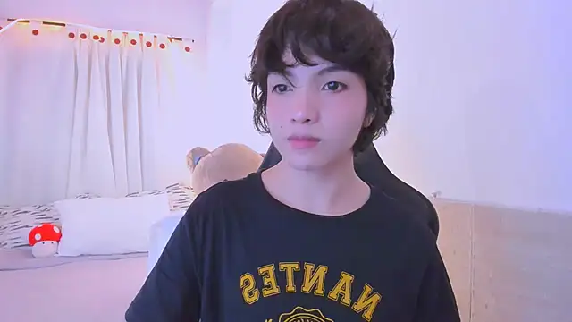 AllanYong18 online show from 29, 6, 2026