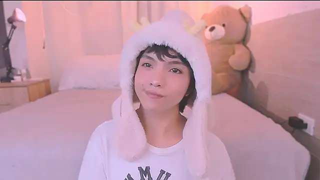 AllanYong18 online show from 20, 9, 2025