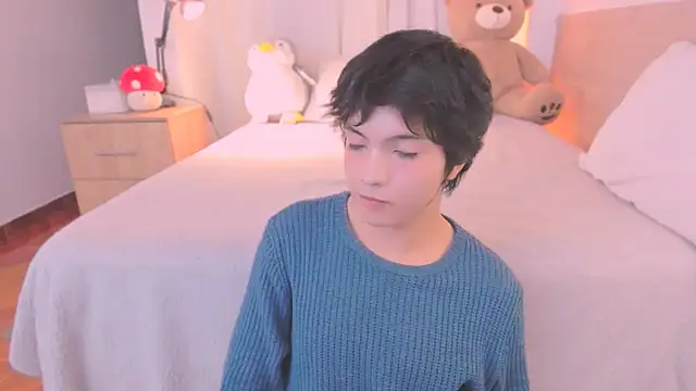 Snapshot of AllanYong18 chatting on 15, 2, 2026 AllanYong18 online show from 15, 2, 2026