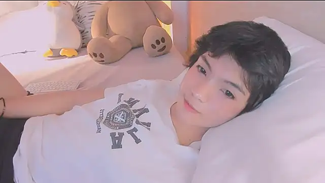 Snapshot of AllanYong18 chatting on 22, 2, 2026 AllanYong18 online show from 22, 2, 2026