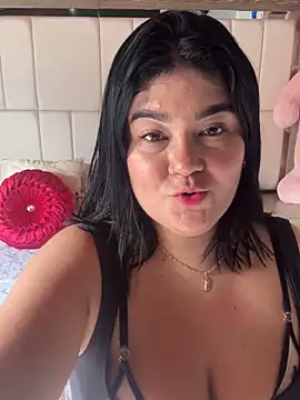 Snapshot of karla_hotgirl chatting on 14, 12, 2025 karla hotgirl online show from 14, 12, 2025