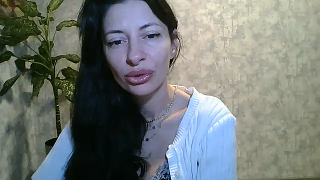 Snapshot of LissaBlossom chatting on 4, 6, 2026 LissaBlossom online show from 4, 6, 2026
