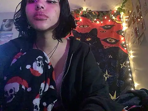 Rubyred2369 online show from 17, 1, 2025