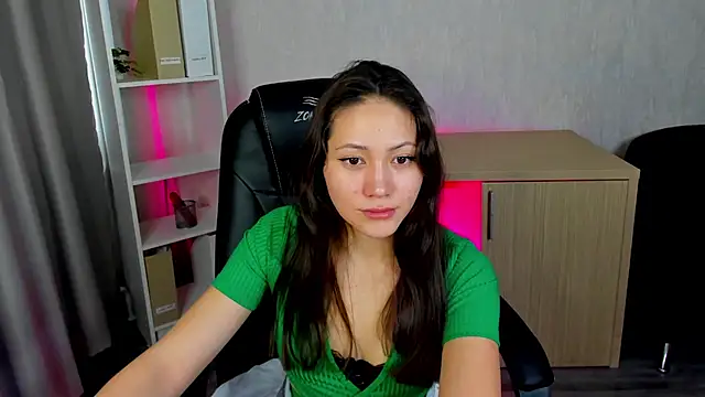 Snapshot of Bellalovesss chatting on 17, 3, 2025 Bellalovesss online show from 17, 3, 2025