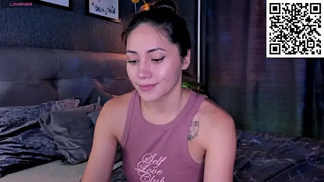 Snapshot of Bellalovesss chatting on 19, 9, 2025 Bellalovesss online show from 19, 9, 2025