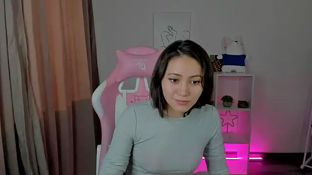 Snapshot of Bellalovesss chatting on 17, 2, 2025 Bellalovesss online show from 17, 2, 2025