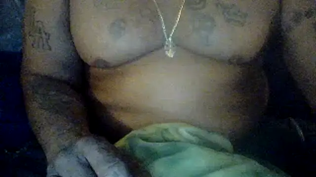 Snapshot of Nice_n_hairy580 chatting on 24, 5, 2026 Nice n hairy580 online show from 24, 5, 2026