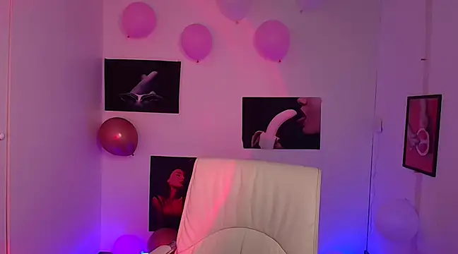 Amalia amor online show from 13, 3, 2025