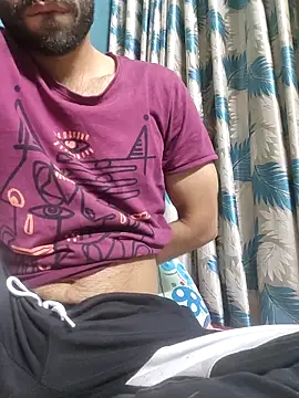 TOPMOON001 online show from 8, 4, 2026