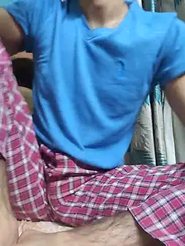 TOPMOON001 online show from 15, 4, 2026