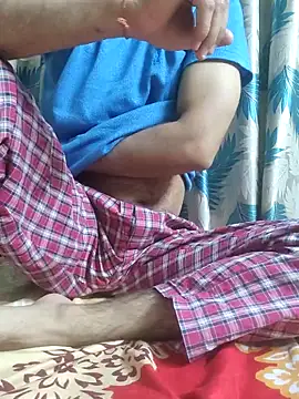 TOPMOON001 online show from 17, 4, 2026