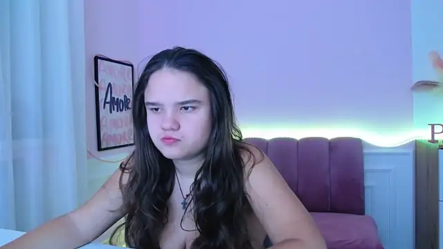 AdeleCruz online show from 14, 12, 2025