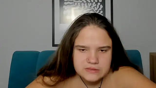 AdeleCruz online show from 28, 11, 2025